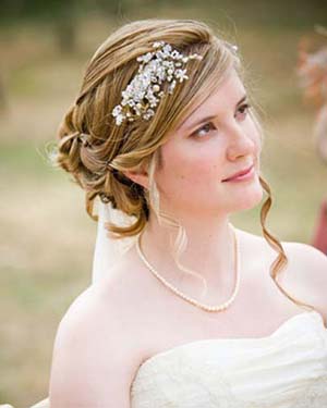 chignon-mariage-cheveux-long.jpg