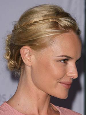 coiffure chignon avec tresse