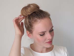 coiffure-chignon-bun.jpg